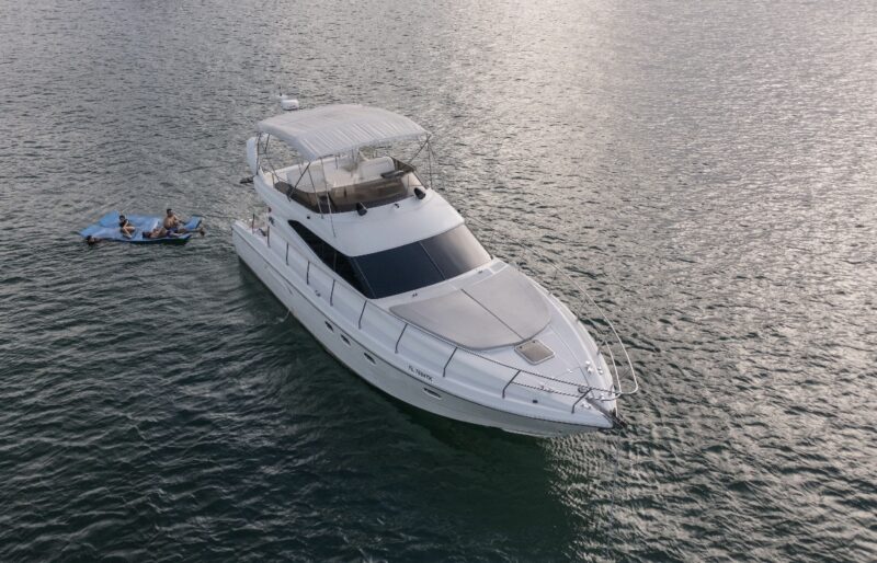 50ft Azimut available in Miami with 1 Jet Ski included for one hrs. - Image 13